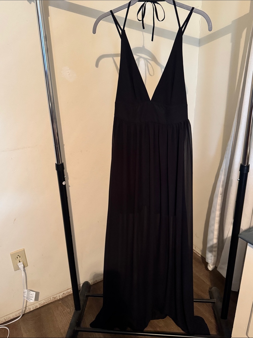 Forever 21 Black Halter V-Neck Maxi Dress
